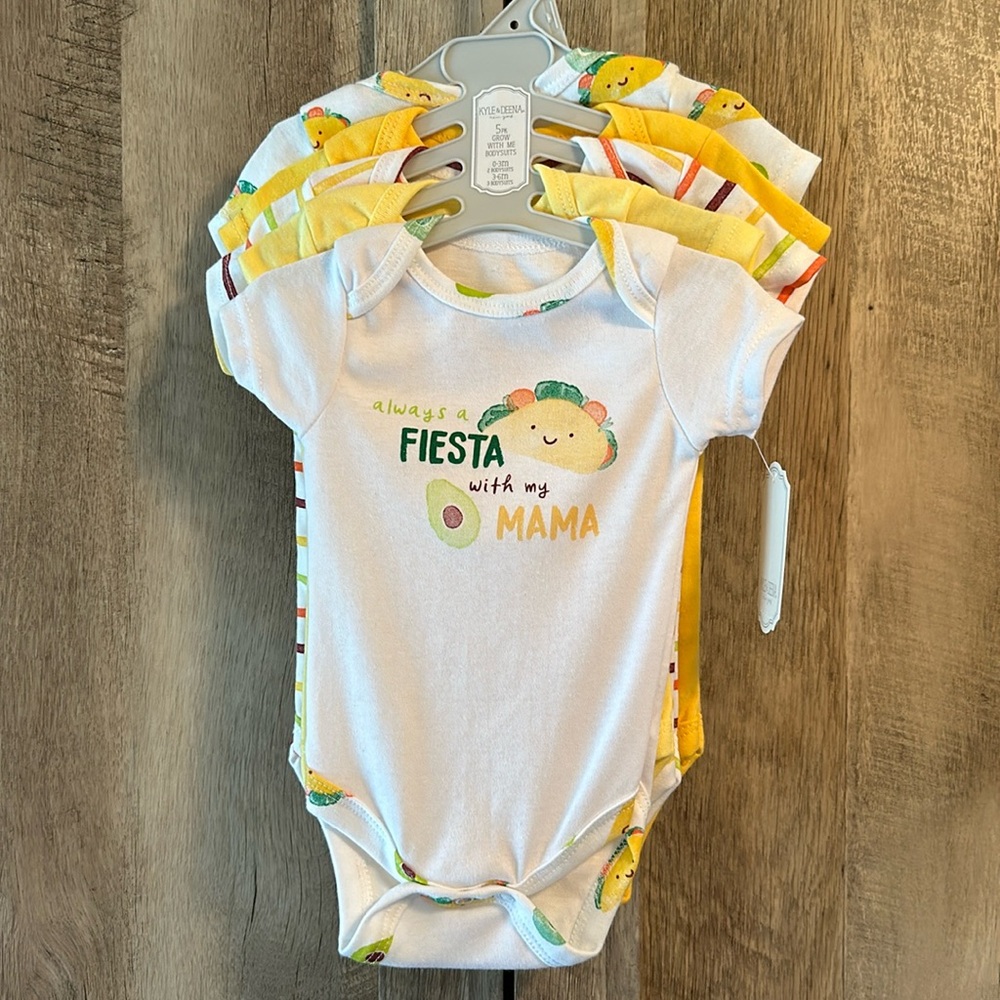 Kyle & Deena - NWT - Infant bodysuits (2 x 0-3m) (3 x 3-6m)